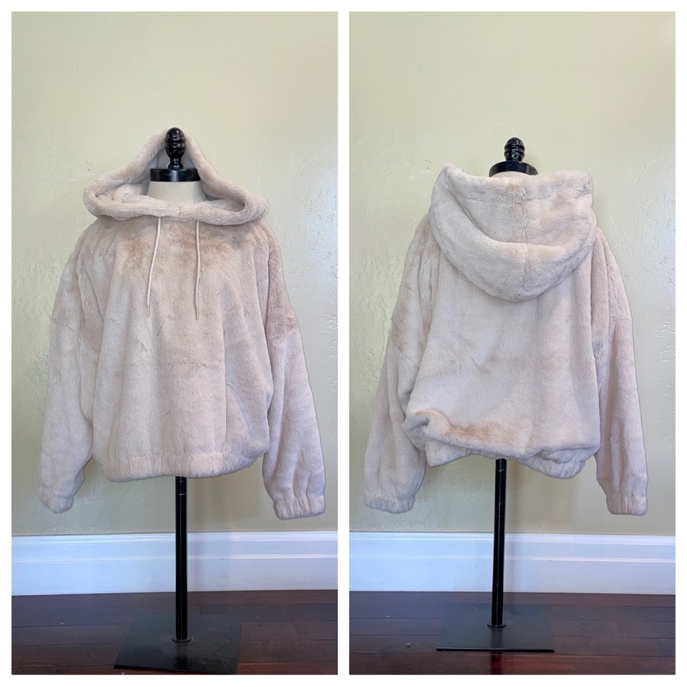 Express Faux Fur Hoodie Jacket Pullover Ivory Size Medium